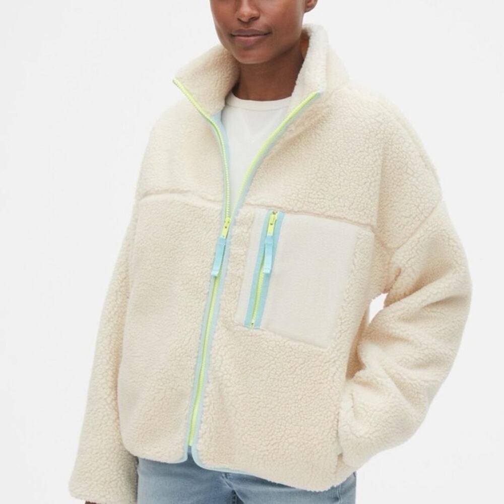 Gap cream fleece jacket with